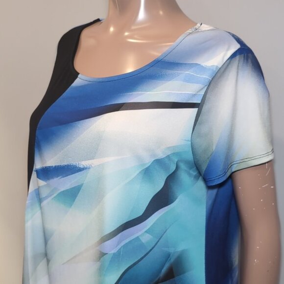 3/$20 B.L.E.U. Abstract Tunic Top Short Sleeve Asymmetric Hem Water Colours - Picture 4 of 16